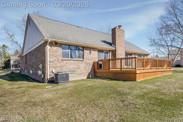 45105 Dunbarton Drive, Novi, MI 48375