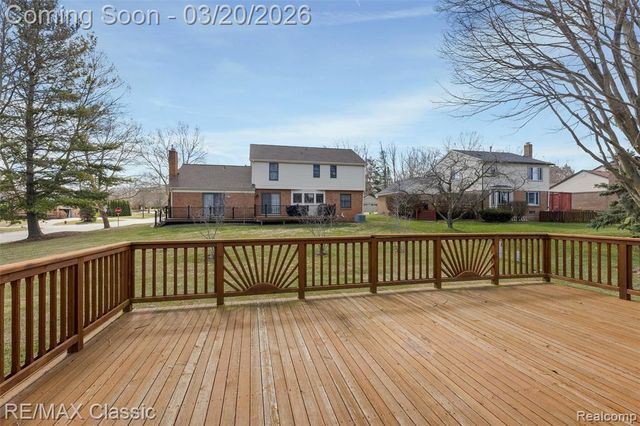 45105 Dunbarton Drive, Novi, MI 48375