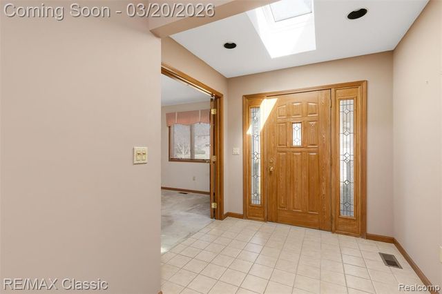 45105 Dunbarton Drive, Novi, MI 48375