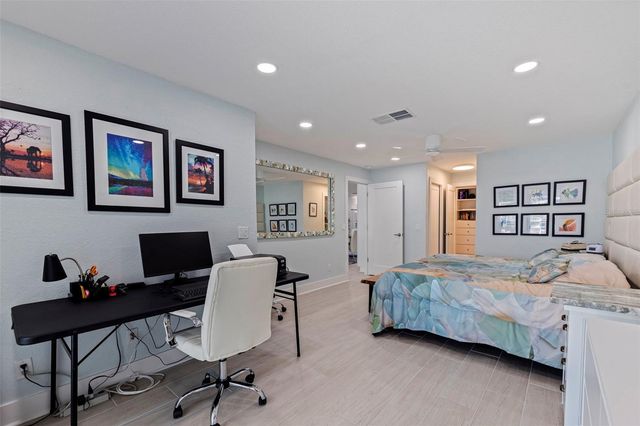 479 BOCA CIEGA POINT BOULEVARD S 1205, St Petersburg, FL 33708