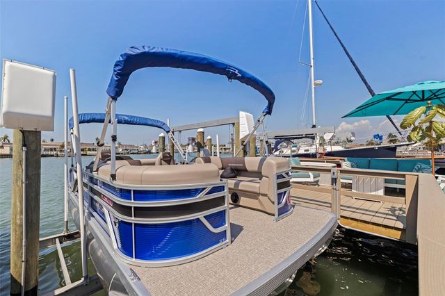 479 BOCA CIEGA POINT BOULEVARD S 1205, St Petersburg, FL 33708