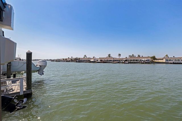 479 BOCA CIEGA POINT BOULEVARD S 1205, St Petersburg, FL 33708