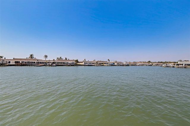 479 BOCA CIEGA POINT BOULEVARD S 1205, St Petersburg, FL 33708