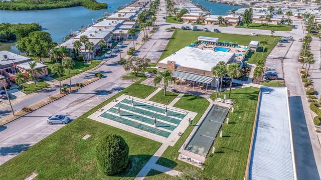 479 BOCA CIEGA POINT BOULEVARD S 1205, St Petersburg, FL 33708