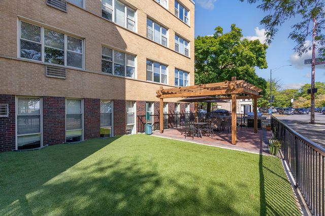 7070 N Sheridan Avenue 3S, Chicago, IL 60626