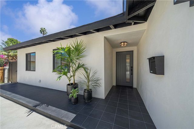 436 Manzanita, Sierra Madre, CA 91024