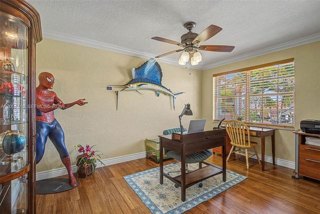 694 SW 168th Way, Pembroke Pines, FL 33027