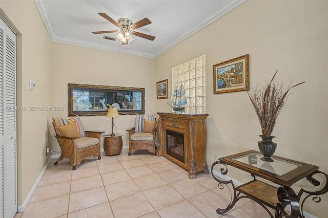 694 SW 168th Way, Pembroke Pines, FL 33027