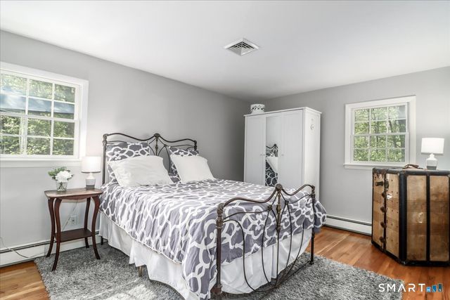 28 Fieldcrest Drive, Ridgefield, CT 06877