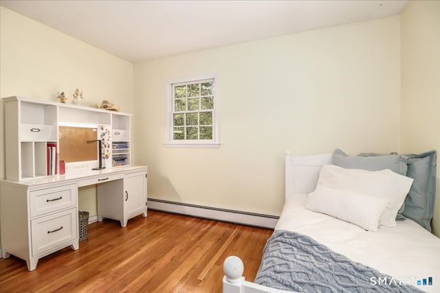 28 Fieldcrest Drive, Ridgefield, CT 06877