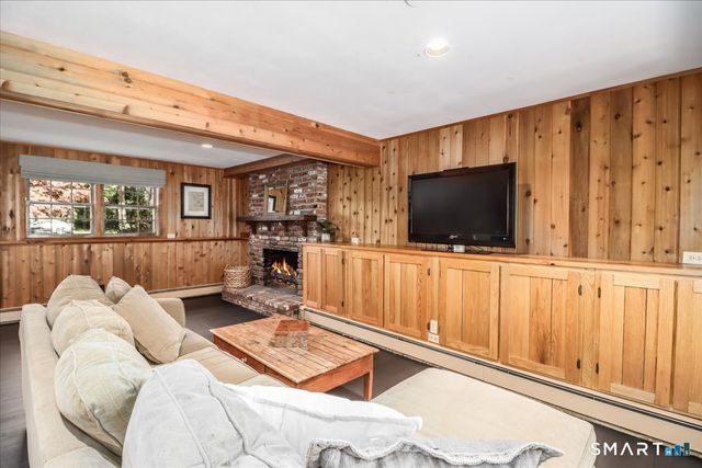 28 Fieldcrest Drive, Ridgefield, CT 06877