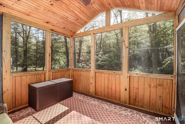 28 Fieldcrest Drive, Ridgefield, CT 06877