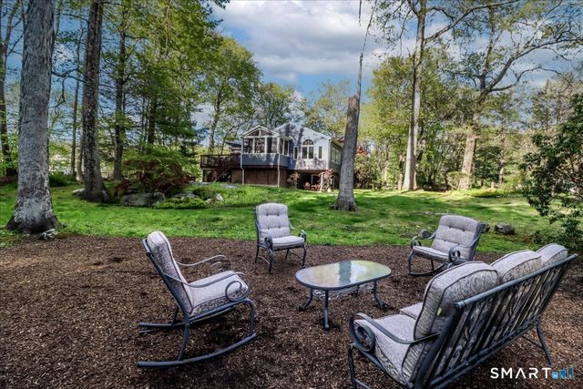 28 Fieldcrest Drive, Ridgefield, CT 06877