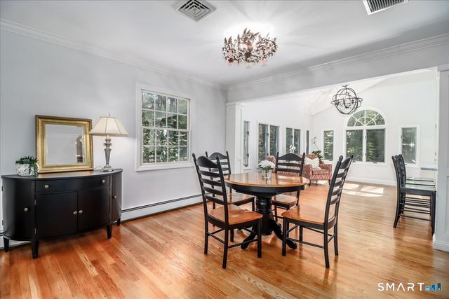 28 Fieldcrest Drive, Ridgefield, CT 06877