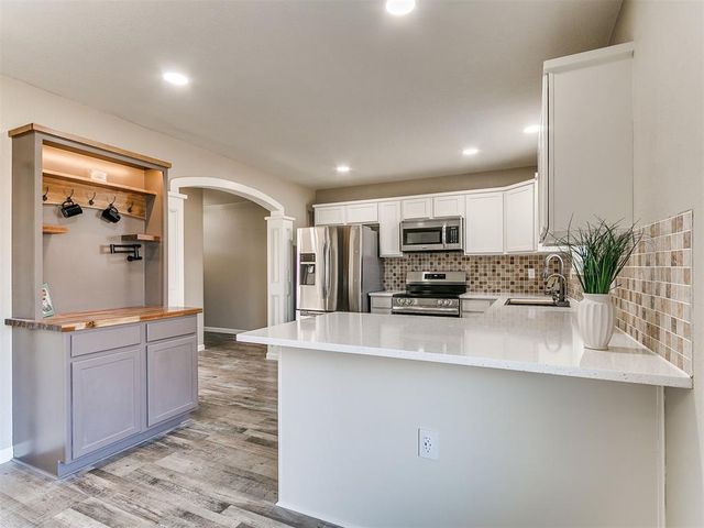 10209 Lyndon Road, Oklahoma City, OK 73120