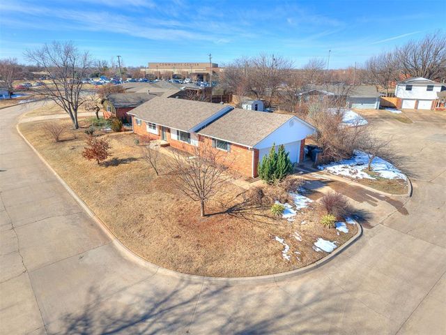 10209 Lyndon Road, Oklahoma City, OK 73120
