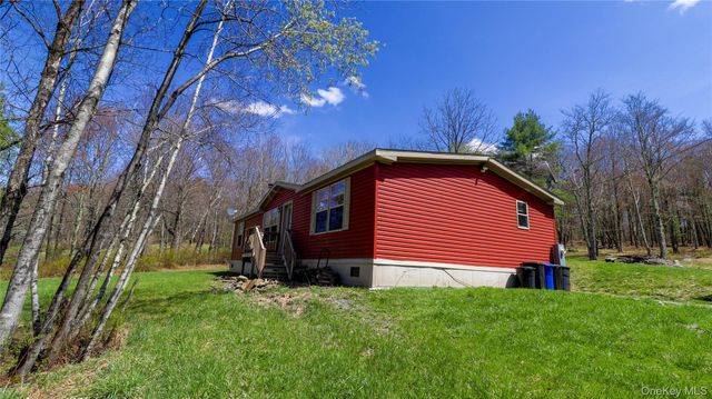 624 County Road, Fremont Center, NY 12736