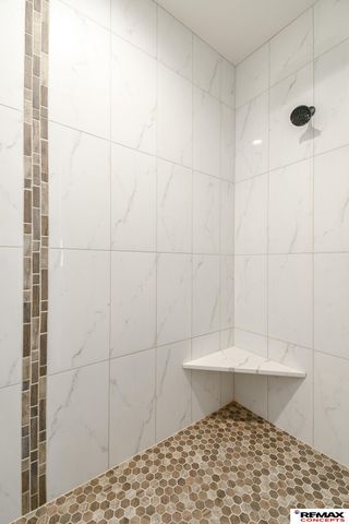 921 S 88th Street, Lincoln, NE 68520