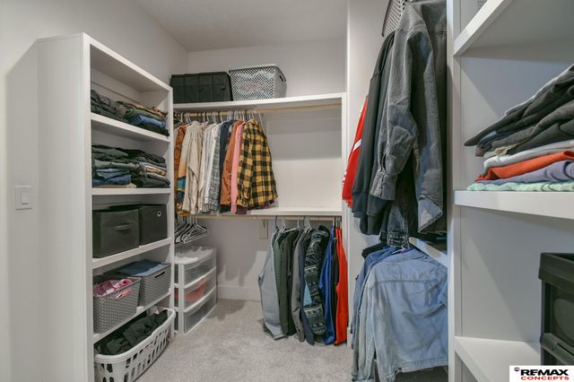 921 S 88th Street, Lincoln, NE 68520