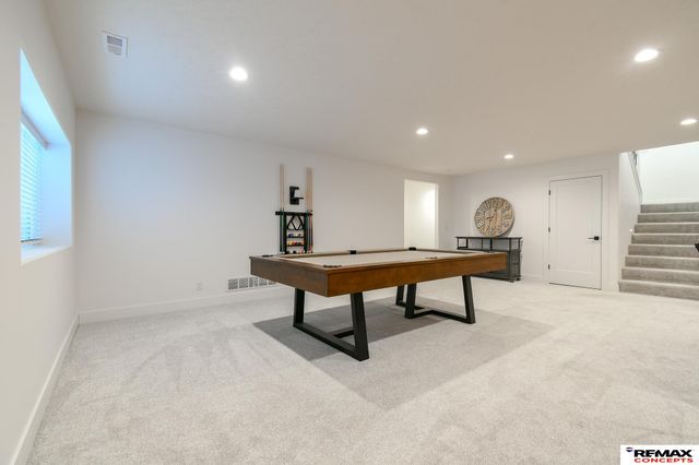 921 S 88th Street, Lincoln, NE 68520