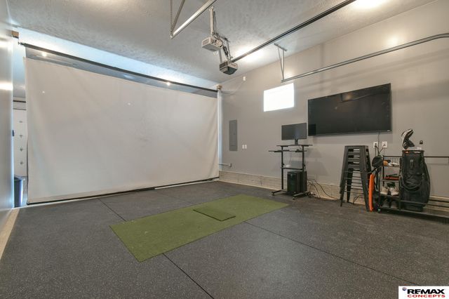 921 S 88th Street, Lincoln, NE 68520