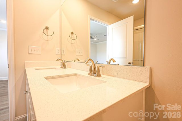 4999 Twin River Drive, Denver, NC 28037
