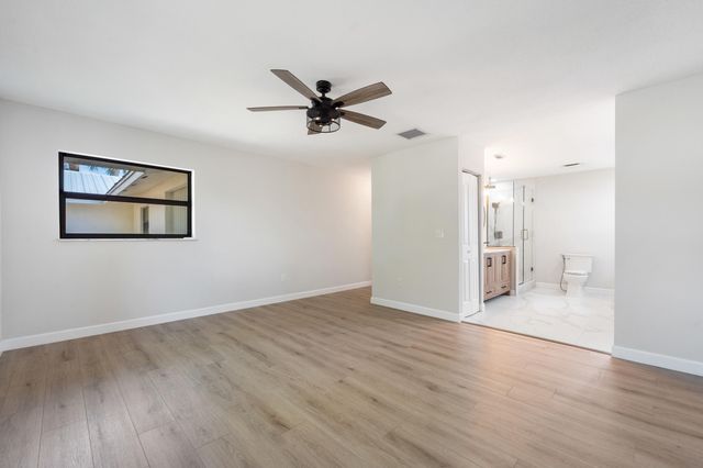 4003 S Indian River Drive, Fort Pierce, FL 34982