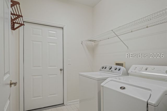 30 Hampton Cir, Bluffton, SC 29909