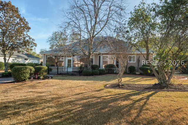 30 Hampton Cir, Bluffton, SC 29909