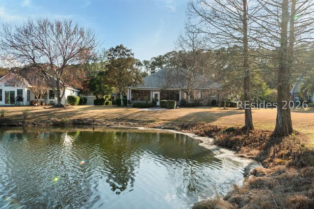 30 Hampton Cir, Bluffton, SC 29909