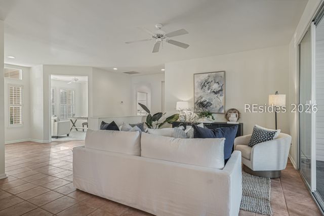 30 Hampton Cir, Bluffton, SC 29909