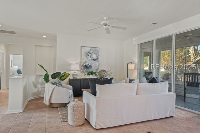 30 Hampton Cir, Bluffton, SC 29909