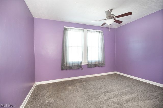 9215 Pinegrove Avenue, Parma, OH 44129