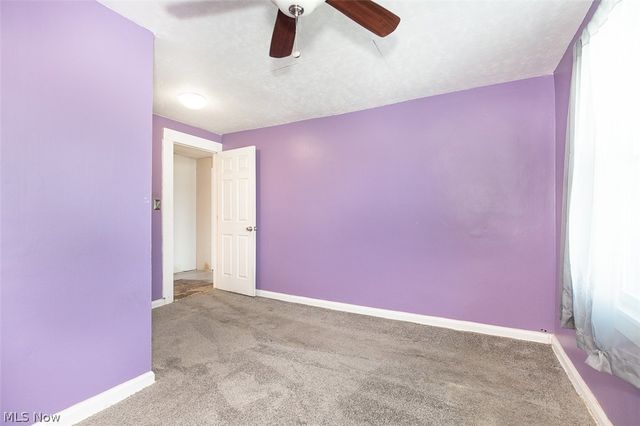 9215 Pinegrove Avenue, Parma, OH 44129