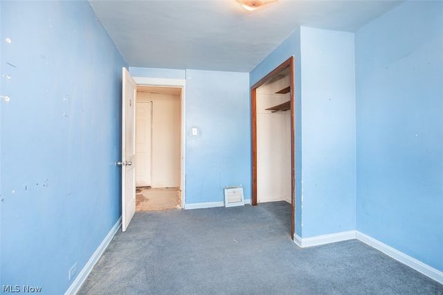 9215 Pinegrove Avenue, Parma, OH 44129