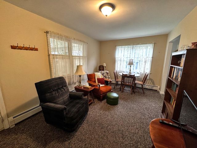 341 Chester Knoll Drive, Bennington, VT 05201