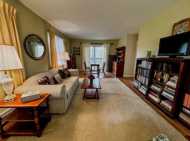 341 Chester Knoll Drive, Bennington, VT 05201