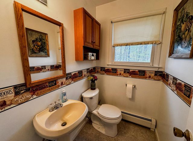 341 Chester Knoll Drive, Bennington, VT 05201
