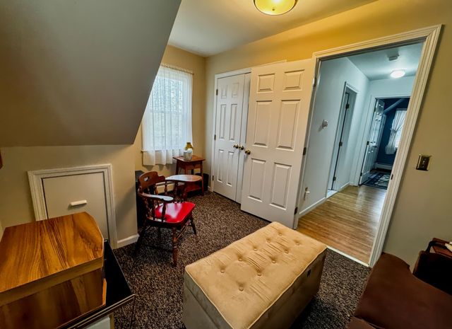 341 Chester Knoll Drive, Bennington, VT 05201