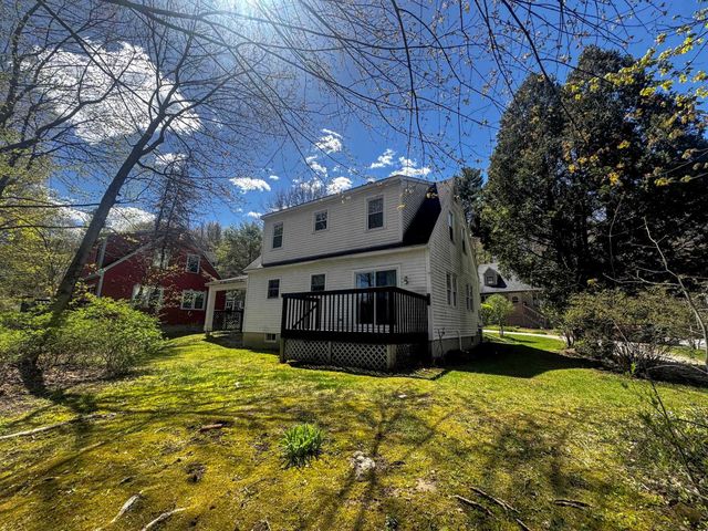 341 Chester Knoll Drive, Bennington, VT 05201