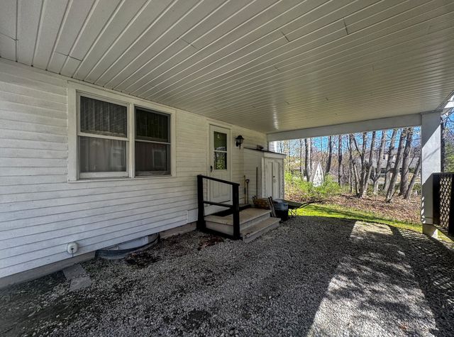 341 Chester Knoll Drive, Bennington, VT 05201