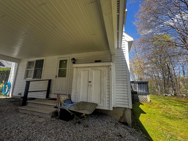 341 Chester Knoll Drive, Bennington, VT 05201