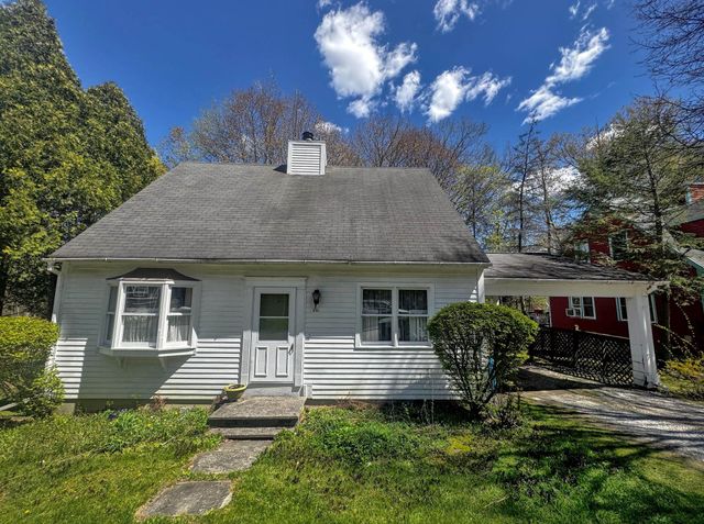341 Chester Knoll Drive, Bennington, VT 05201