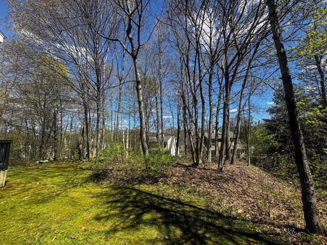 341 Chester Knoll Drive, Bennington, VT 05201