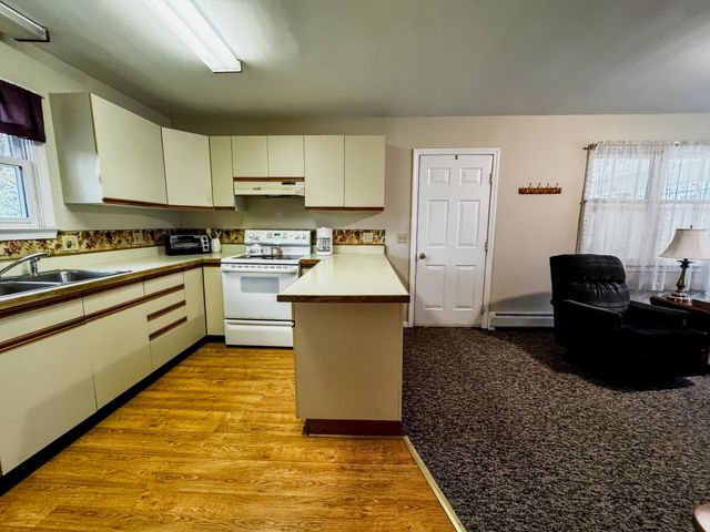 341 Chester Knoll Drive, Bennington, VT 05201