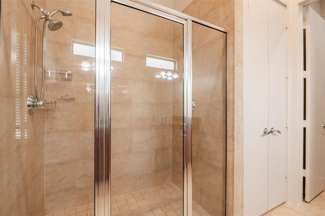 4040 Center Street, Houston, TX 77007