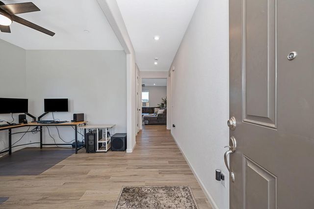 4049 Molten Creek Way, Roseville, CA 95747