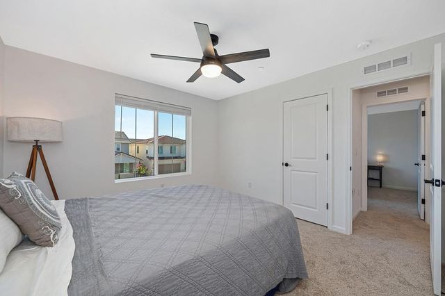 4049 Molten Creek Way, Roseville, CA 95747
