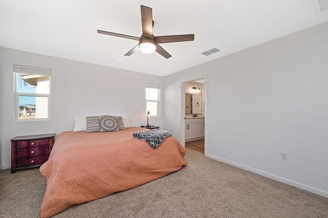 4049 Molten Creek Way, Roseville, CA 95747