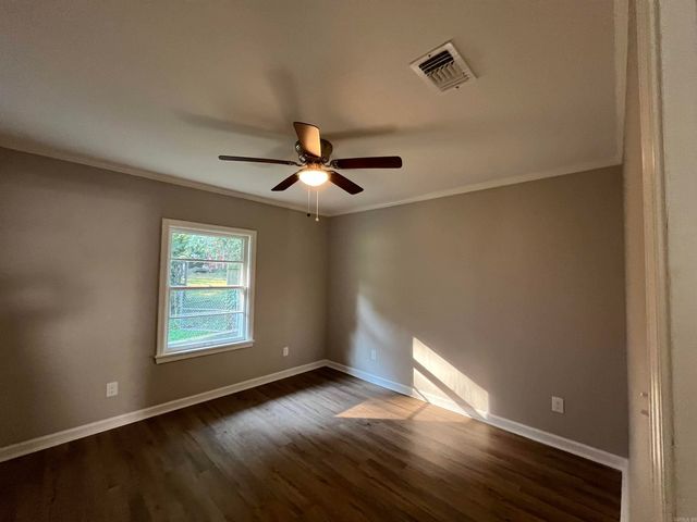 408 West 33rd St, North Little Rock, AR 72118